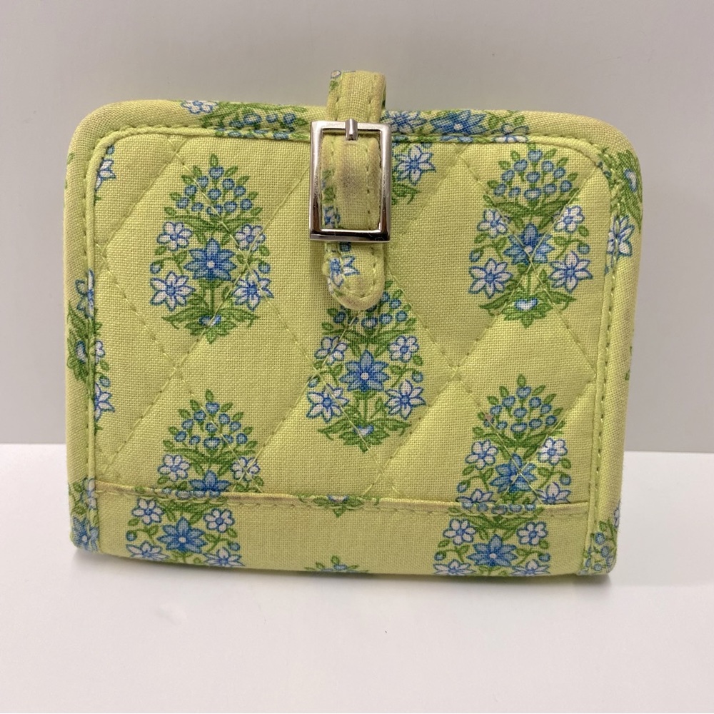 Vera Bradley Citrus Lime Quilted Credit Card / Photo Holder Wallet Elephants